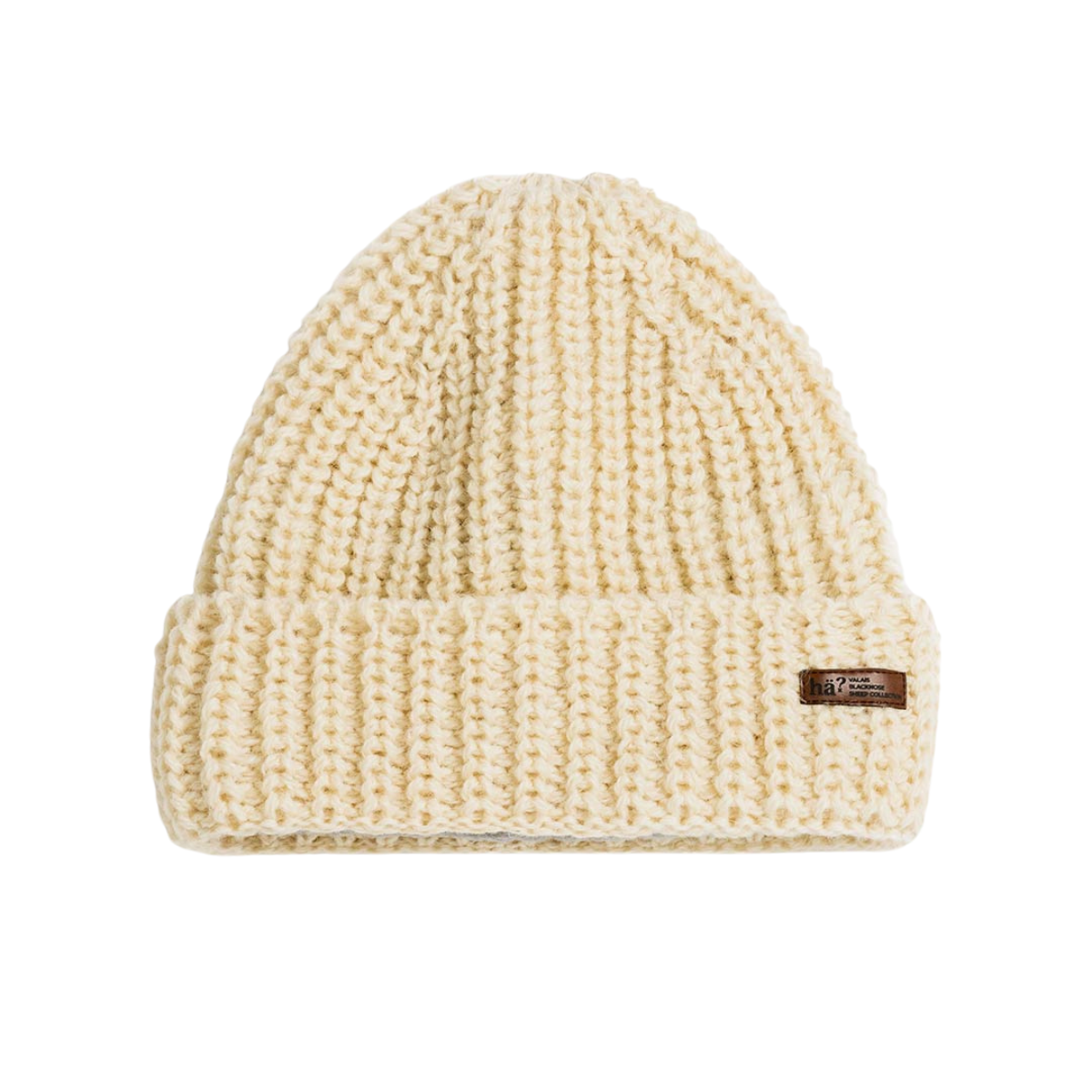 Hä? - The Local Beanie Walliser Schwarznasenschaf Nature - Nahmoo