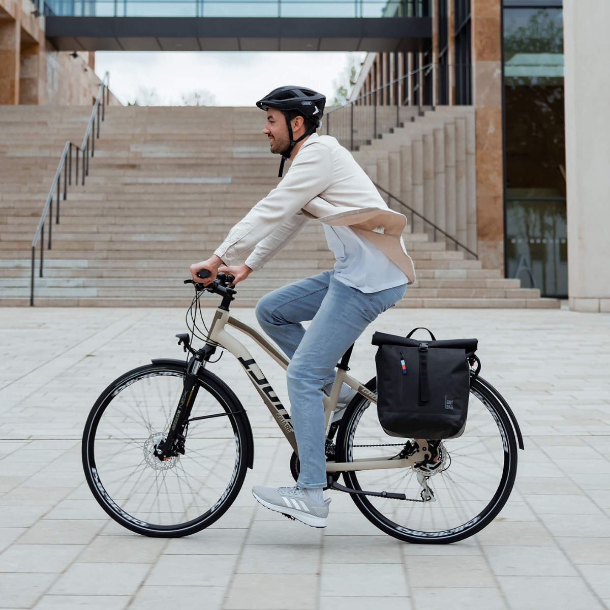 Bike Bag aus Meeresplastik Black - Fahrradtasche