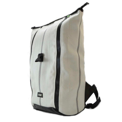 GEORGE upcycled backpack Rolltop Weiss/Schwarz