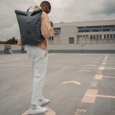 Johnny Urban - Aaron / Robin Large aus PET-Flaschen Dunkelgrau - Nahmoo