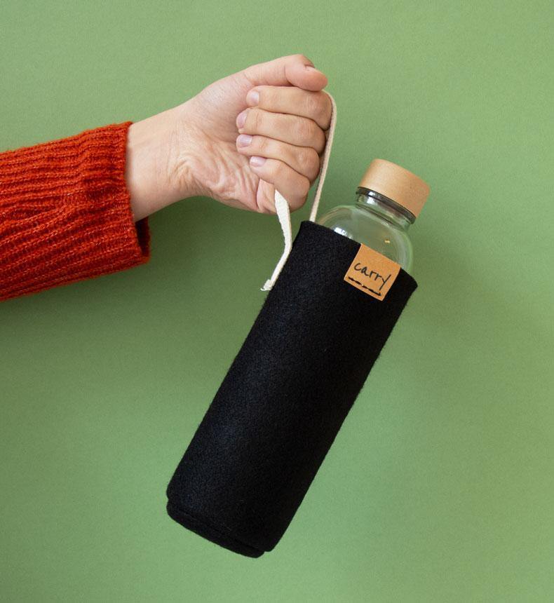 Carry - Bottle Sleeve 0,7 L Schwarz - Nahmoo